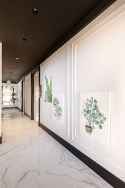 Motif Hotel